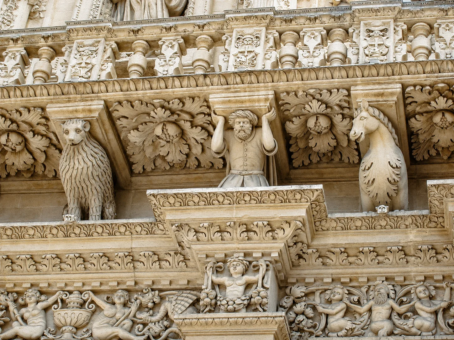 Particolare della basilica Santa Croce