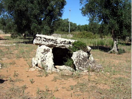 Dolmen Placa (XVI sec. A.C.)